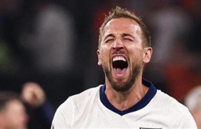 كين يرافق لاعبي بايرن أمام لايبزج رغم الإيقاف.. ونوير قد يشارك في المباراة