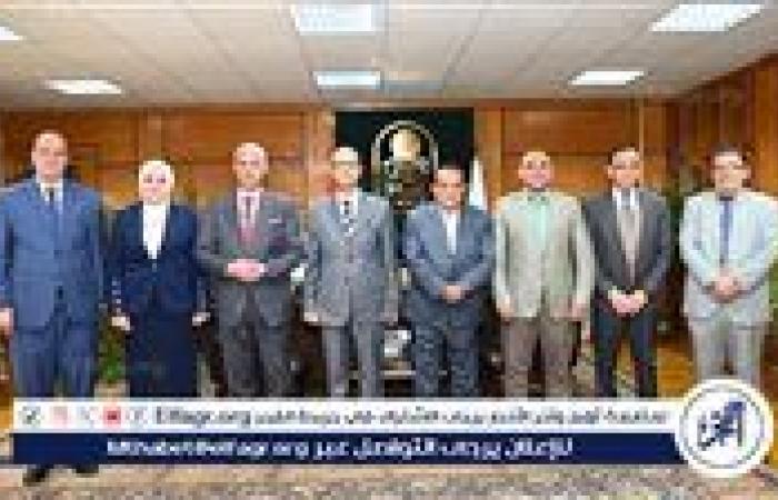 رئيس جامعة أسيوط يبحث التعاون مع نائب رئيس النيابة الإدارية