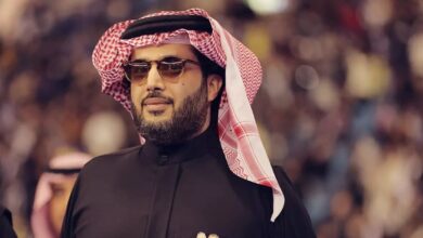 تركي آل الشيخ يثير التساؤلات حول انتقال محمد صلاح لصفوف نادي الهلال