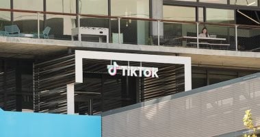 تقرير: Tik Tok ستغلق تطبيقها ما لم تحصل على توضيح من بايدن