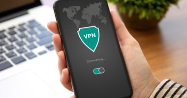 متجر Google Play ومتجر تطبيقات Apple يزيلان تطبيقات VPN متعددة في الهند